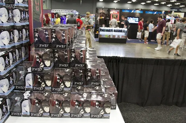 RTX 2014 - RWBY figures (14610748313)